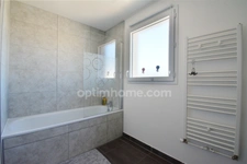 SAINT-JEAN-DE-VEDAS (34) – A vendre, Appartement Duplex 4 pièces de 83,78 m2 avec 2 terrasses.