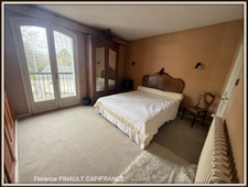 Ensemble immmobilier maison de ville et maison à rénover