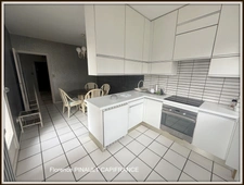 Ensemble immmobilier maison de ville et maison à rénover