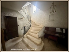 Ensemble immmobilier maison de ville et maison à rénover