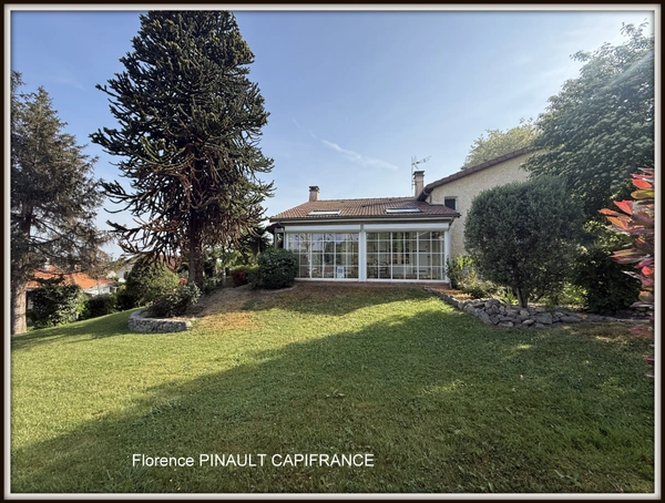 Maison à vendre 7 pièces ODOS (65)