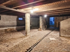 Maison historique de caractère  – 350 m² + granges 200 m² au sol -   KOENIGSMACKER (57)