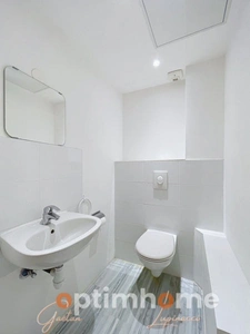 Maison aux beaux volumes de 168 m², CLOUANGE, proche de toutes les commodités.