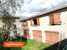 Une maison fonctionnelle et agréable à vivre, idéale pour une installation en toute sérénité. Visite sur rendez-vous.