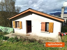 Une maison fonctionnelle et agréable à vivre, idéale pour une installation en toute sérénité. Visite sur rendez-vous.