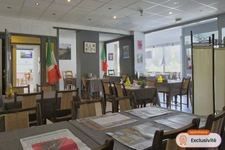  Hôtel-Restaurant à fort potentiel à La Chaise-Dieu (Haute-Loire)