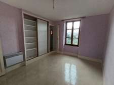 Appartement + Cave et jardin LANGEAC (43)