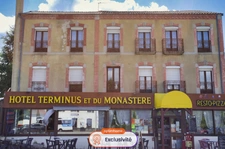  Hôtel-Restaurant à fort potentiel à La Chaise-Dieu (Haute-Loire)