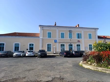 Appartement + Cave et jardin LANGEAC (43)