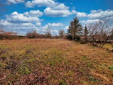 Terrain constructible 2008 m² - Lissac (43)