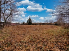 Terrain constructible 2008 m² - Lissac (43)