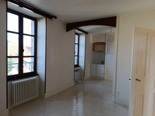 Appartement + Cave et jardin LANGEAC (43)
