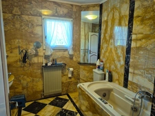 Maison à vendre 8 pièces BURDIGNIN (74)