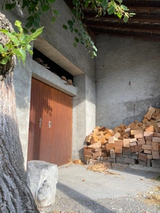 Maison de village à rénover entièrement, pour créer un bel appartement en duplex