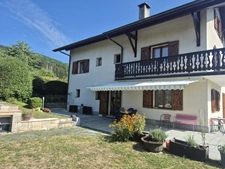 Maison à vendre 8 pièces BURDIGNIN (74)