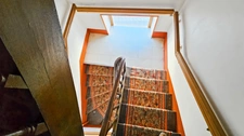 Maison de bourg avec grange et petit terrain – Besson (03)