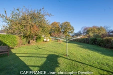 3 bedroom character stone house on 0,25 acre land