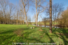 Maison à vendre 5 pièces proche de MAYENNE (53) maison 3 chambres sur 1,8 hectare