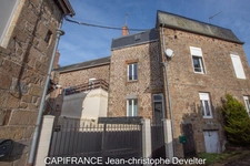 Maison à vendre GORRON (53) maison de ville 2 chambres rénovée