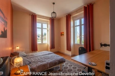 Maison à vendre  GORRON (53)maison bourgeoise 3 chambres avec garage sur terrain 717 m2