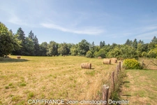 Propriete 4 chambres sur 2,5 hectares SAINT FRAIMBAULT (61)