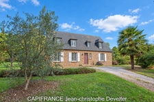 Propriete à vendre 7 pièces proche de MAYENNE (53) sur terrain de 2,3 hectares