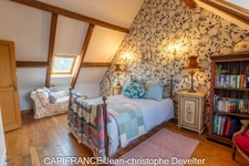 3 bedroom renovated stone house on 730 m2 land.