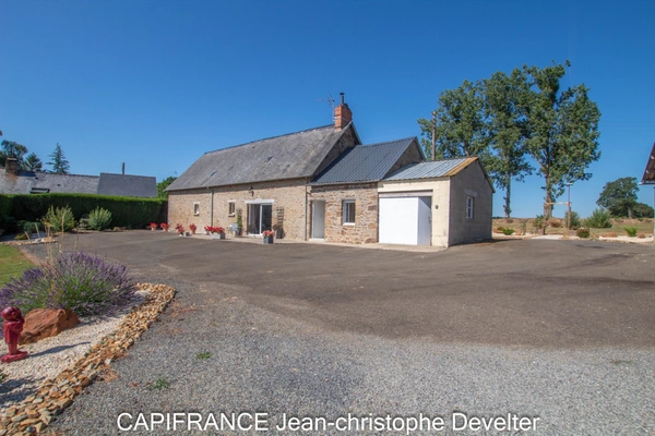 Maison à vendre 3 chambres proche de GORRON (53) sur terrain de 7500 m2