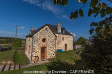 Dpt Mayenne (53), à vendre à Saint Georges de Buttavent maison 3 chambres sur terrain de 1360 m2