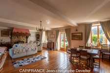 Maison à vendre 5 pièces proche de MAYENNE (53) maison 3 chambres sur 1,8 hectare