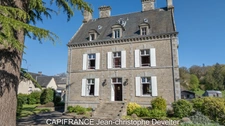 MORTAIN (50) Charmante demeure normande du XVIIIe siècle à 30 minutes de la mer