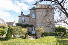 7 bedroom manor house in GORRON (53) on 932 m2 land