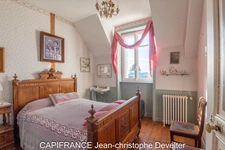 7 bedroom manor house in GORRON (53) on 932 m2 land
