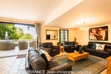 GORRON (53) Propriete à vendre propriété 5 chambres sur terrain de 3170 m2