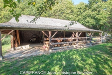 Propriete à vendre 7 pièces proche de MAYENNE (53) sur terrain de 2,3 hectares