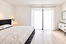 MAISON CONTEMPORAINE - 138 m² - SAINT AVÉ