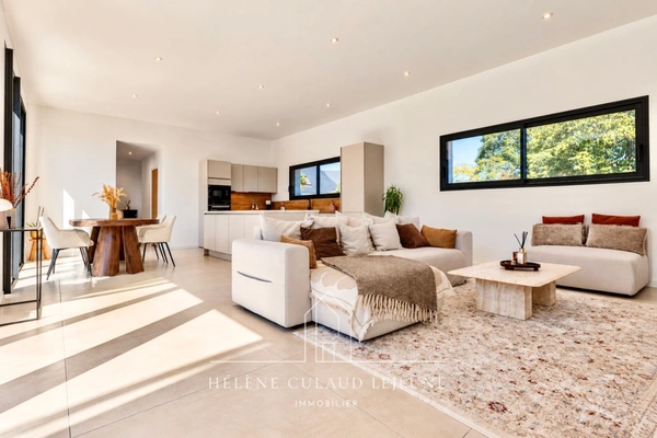 MAISON CONTEMPORAINE DE PLAIN PIED - 116 m² - PLOEREN