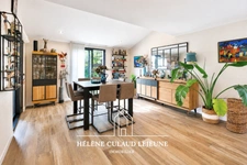 MAISON CONTEMPORAINE - 157 m² - SAINT AVÉ