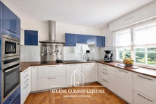 MAISON RÉNOVÉE AVEC SUPERBE EXTENSION - 122 m² - ARRADON 