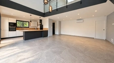 MAISON CONTEMPORAINE - 140 m² - MEUCON