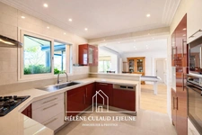 MAISON FAMILIALE AVEC VUE DÉGAGÉE SUR LA NATURE - 184 m² - VANNES 