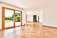 Maison de 2003 – Environ 145 m²