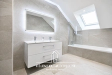 MAISON CONTEMPORAINE - 133 m² - MEUCON 
