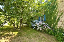 ENSEMBLE DE 2 BÂTISSES EN PIERRE - 421 m² - SAINT AVÉ (LIMITE VANNES)