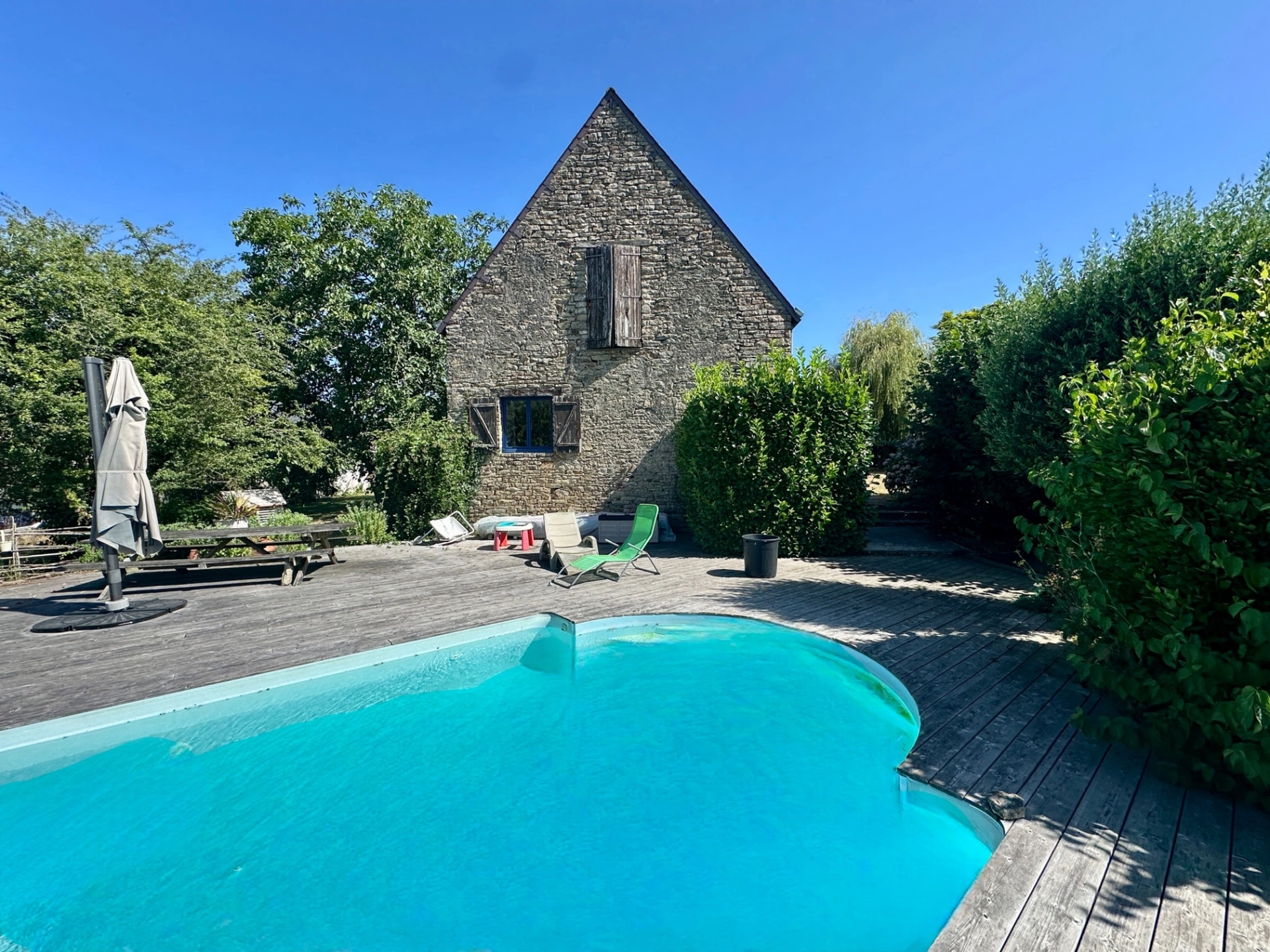 Maison 13 pièces 421 m² · à Saint Ave · 421 m² · 850 000 €