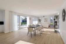 MAISON CONTEMPORAINE - 155 m² - SURZUR