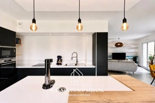 Maison -106m2 - SURZUR 