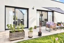 MAISON CONTEMPORAINE - 138 m² - SAINT AVÉ