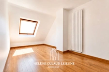 Maison de 2003 – Environ 145 m²