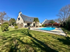 MAISON AVEC PISCINE - 136 m² - SARZEAU